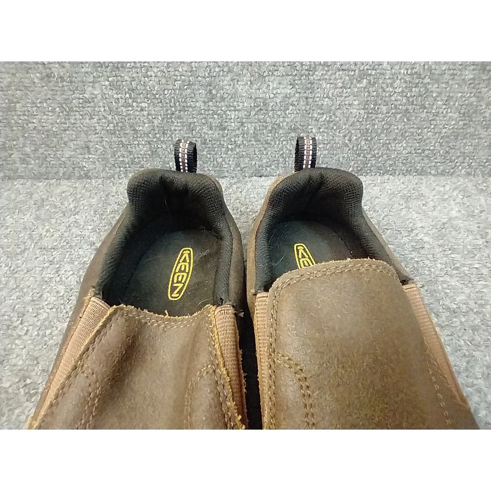 KEEN Austin Slip On Shoes Mens 6 Brown Leather Casual Loafers Low Top Walking
